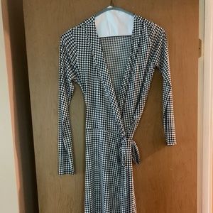 Beautiful, long sleeve elephant print wrap dress